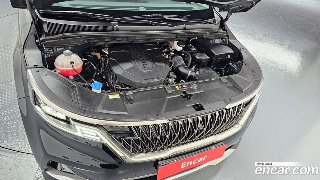 Kia Carnival 9-Seater Signature, 2023