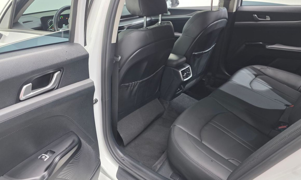 Kia K5 2.0, 2025