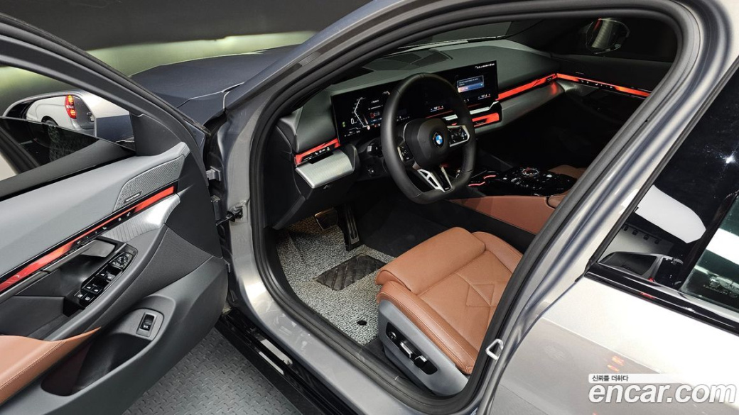 BMW 5-Series 530i xDrive M Sport, 2025
