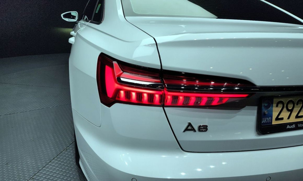 Audi A6 40 TDI Quattro Premium, 2022
