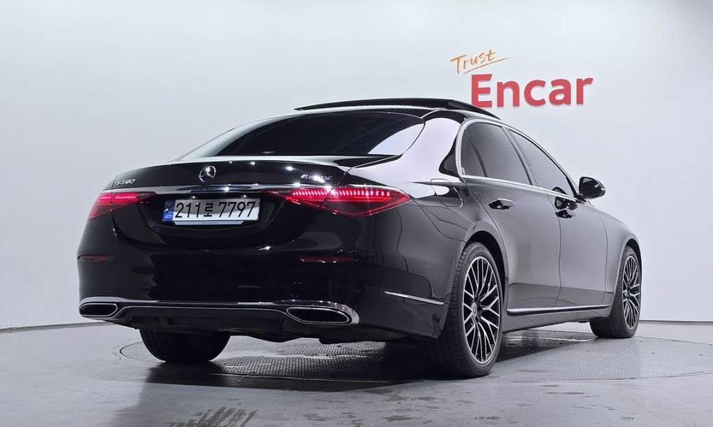 Mercedes-Benz S-Class S580L 4MATIC, 2024