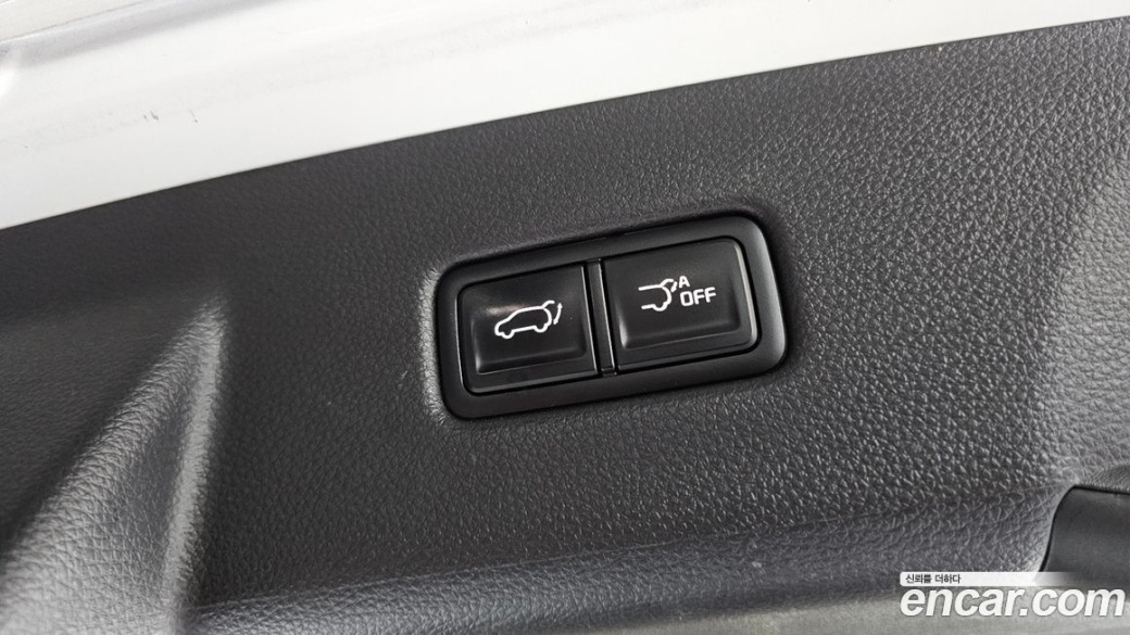 Kia Carnival 7-Seater Signature, 2023