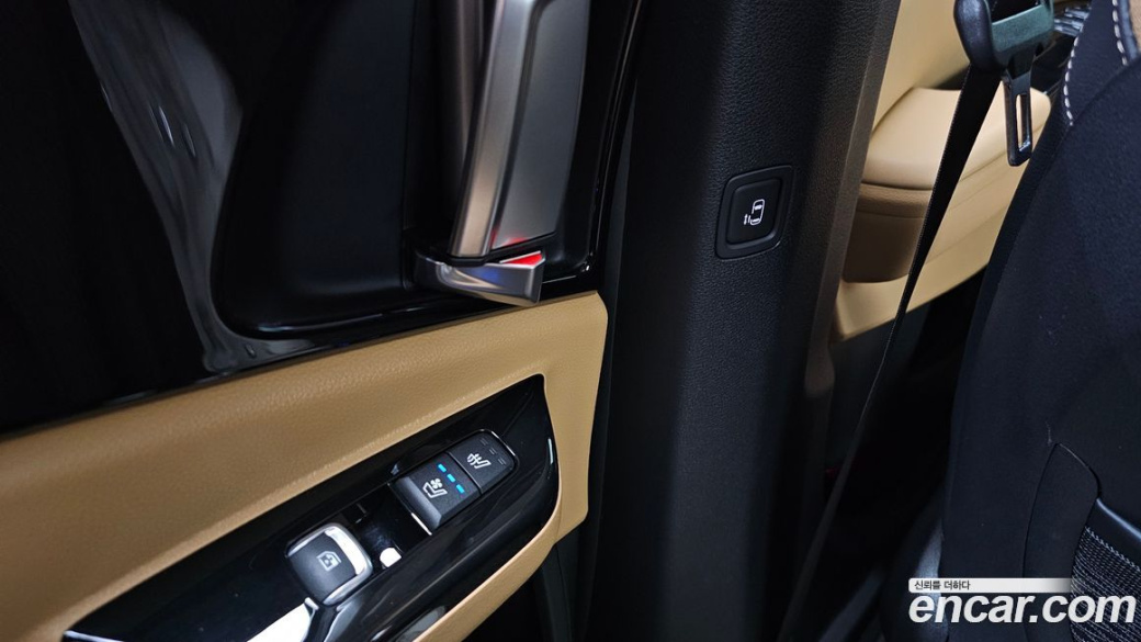 Kia Carnival 9-Seater Noblesse, 2023
