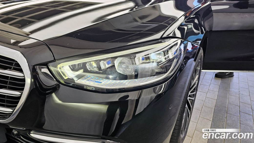Mercedes-Benz S-Class S350 d, 2023