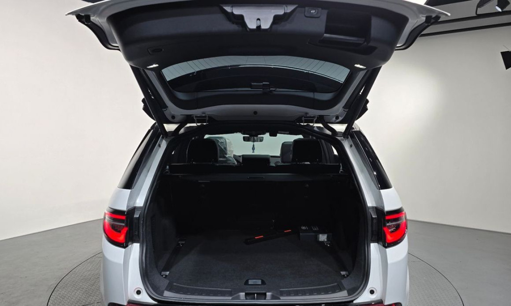 Land Rover Discovery Sport P250 Dynamic SE, 2025