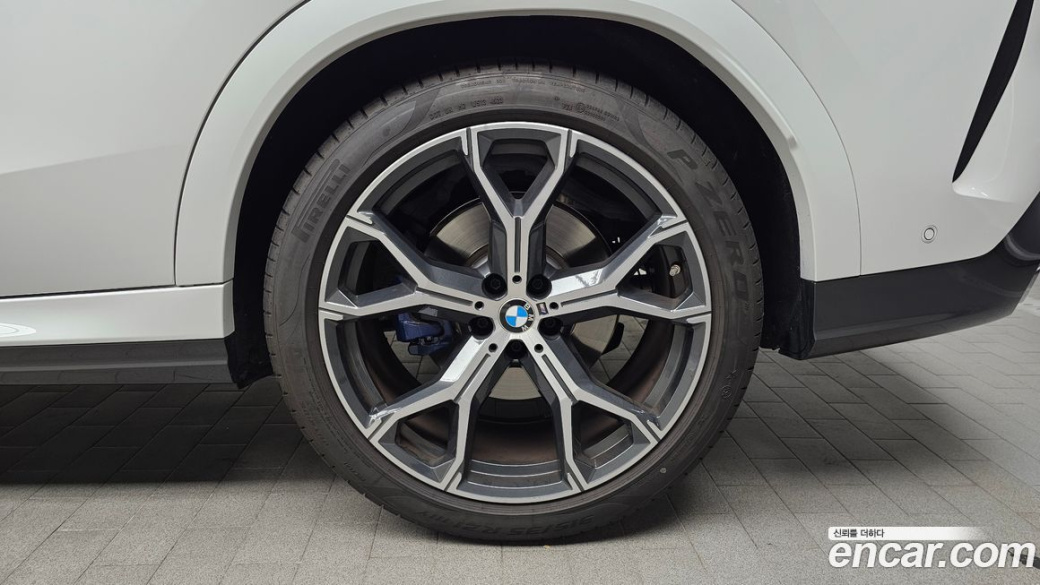 BMW X6 xDrive30d M Sport, 2024