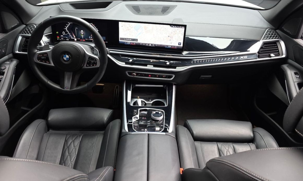 BMW X5 xDrive 40i M Sport, 2025