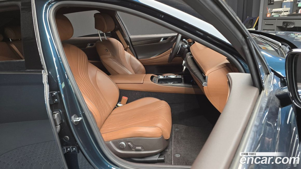 Genesis G80 Gasoline 2.5 Turbo AWD, 2022