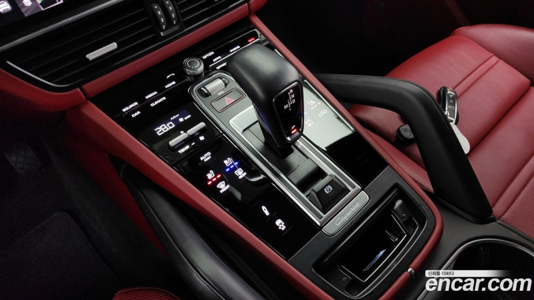 Porsche Cayenne 3.0 COUPE PLATINUM EDITION, 2023