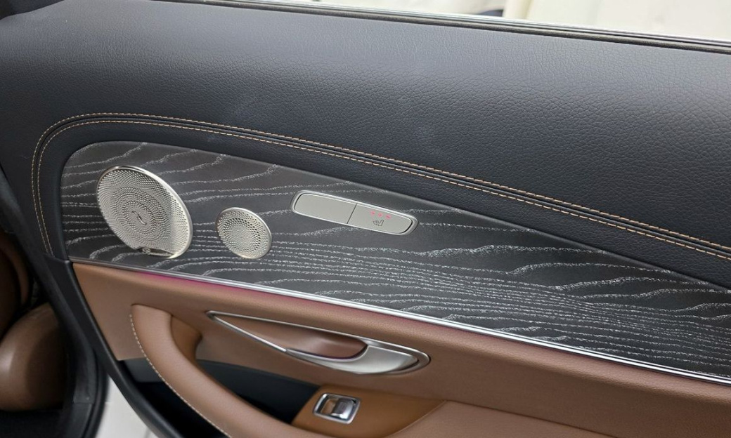 Mercedes-Benz E-Class E350 4MATIC Exclusive, 2023