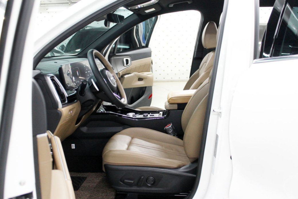 Kia Sorento Diesel 2.2 2WD, 2024