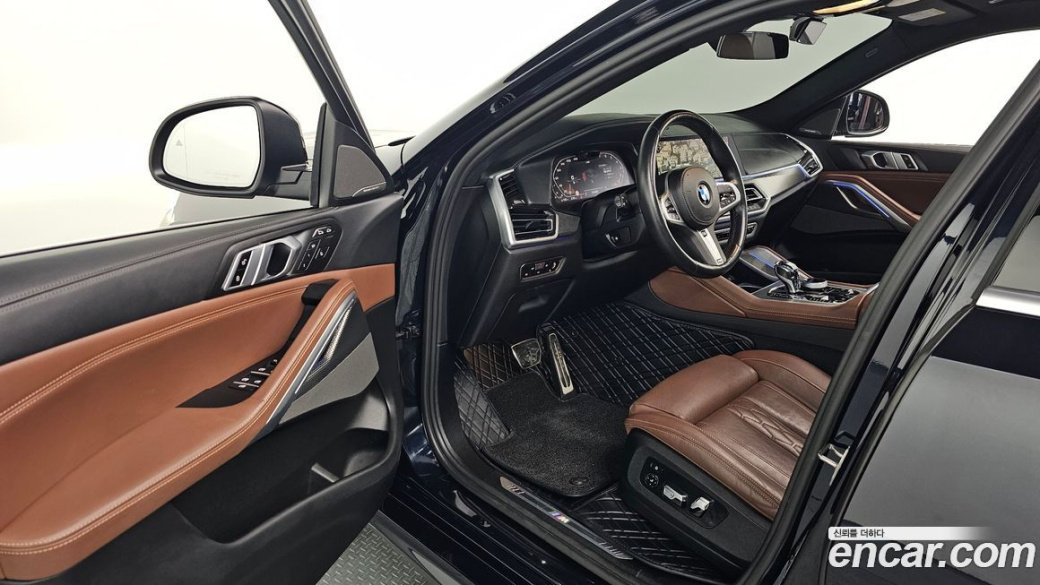 BMW X6 xDrive40i M Sport, 2023
