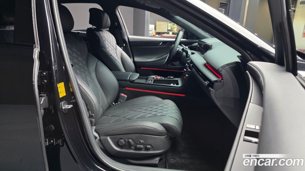 Genesis G80 Gasoline 2.5 Turbo AWD, 2026