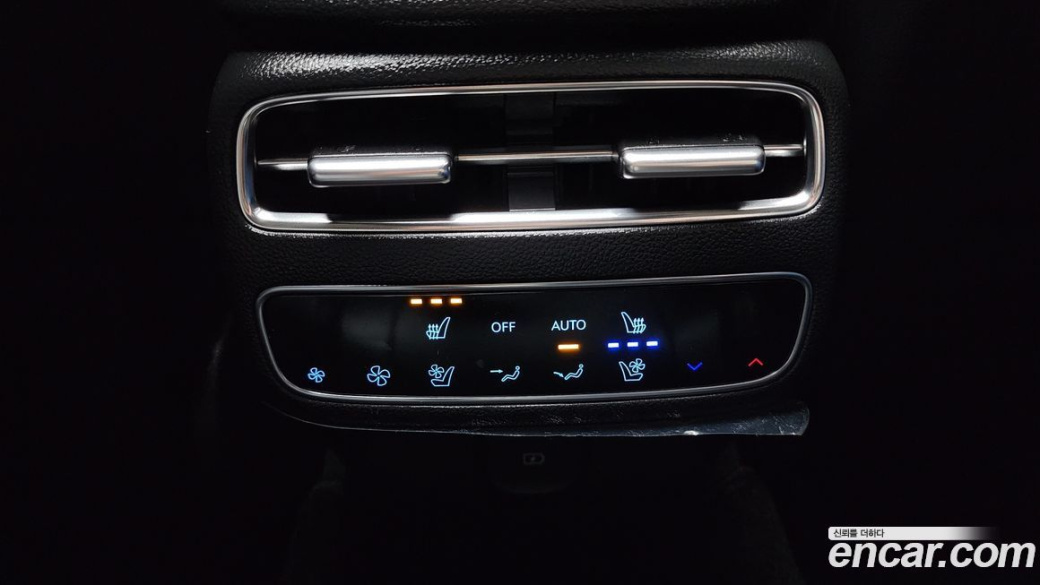 Genesis GV70 2.5T Gasoline AWD, 2025