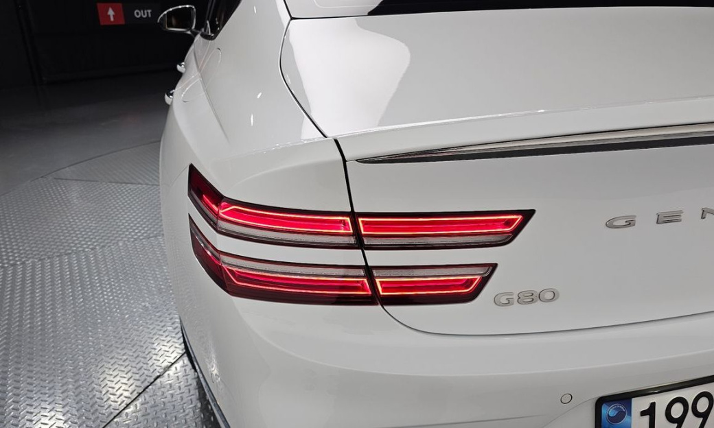Genesis G80 Gasoline 2.5 Turbo AWD, 2025