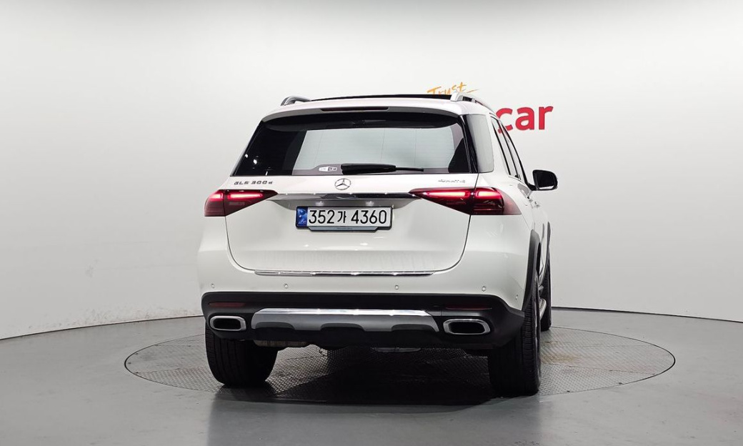 Mercedes-Benz GLE-Class GLE300d 4MATIC, 2024