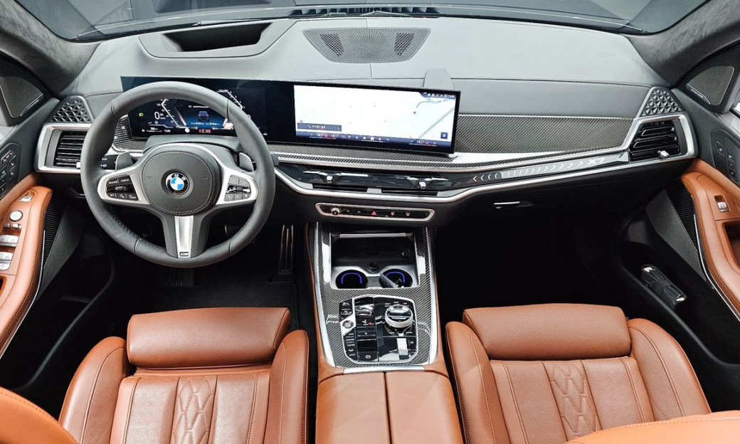 BMW X7 xDrive 40d M Sport 7 STR, 2025
