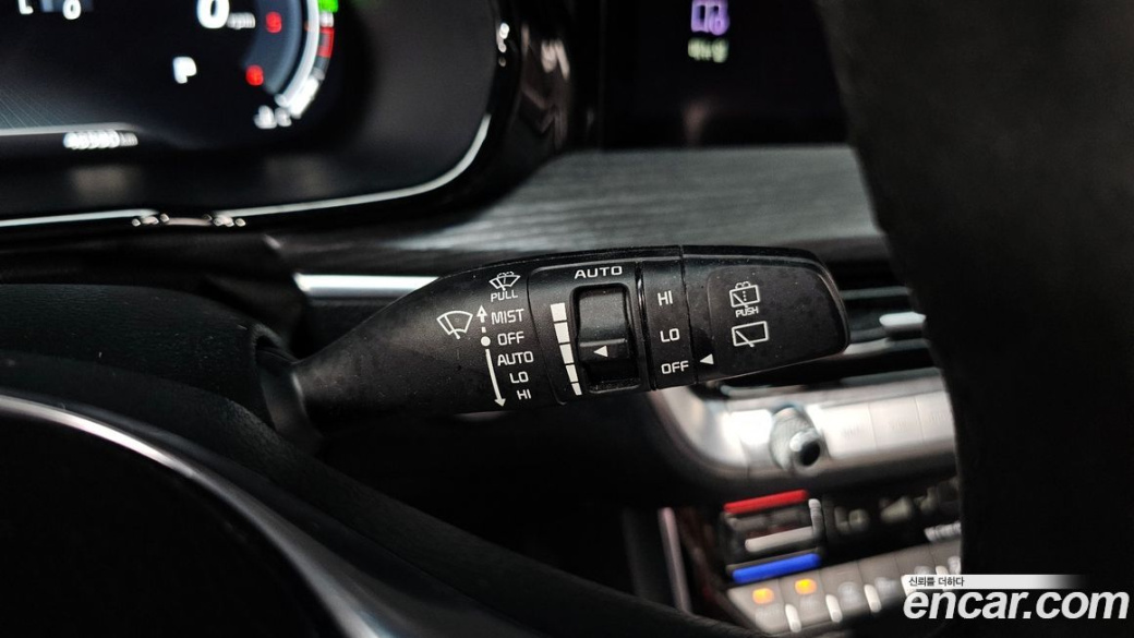 Kia Mohave Diesel 3.0 4WD 6-Seater, 2023