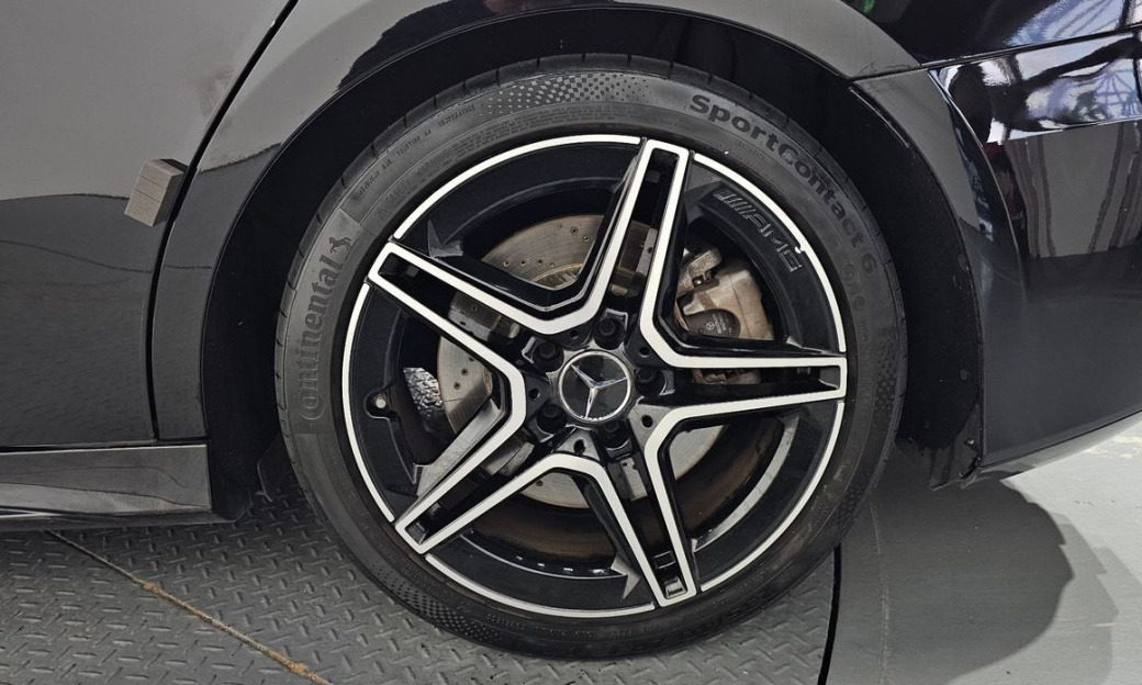 Mercedes-Benz A-Class AMG A35 4MATIC Sedan, 2022