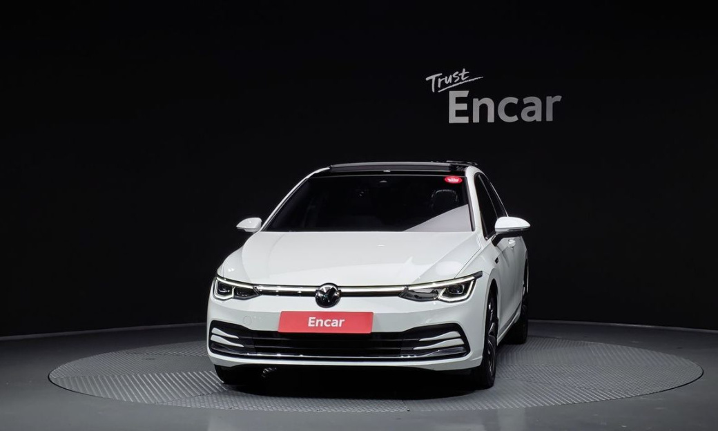 Volkswagen Golf 2.0 TDI Prestige, 2024