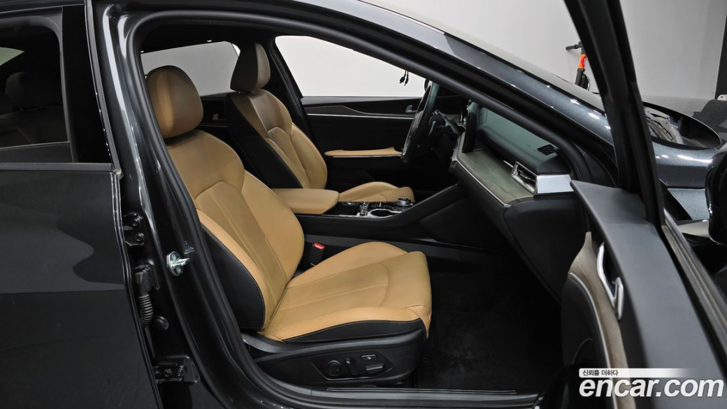 Kia K5 2.0, 2023