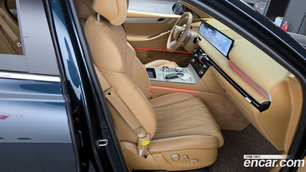 Genesis G80 Gasoline 2.5 Turbo AWD, 2025