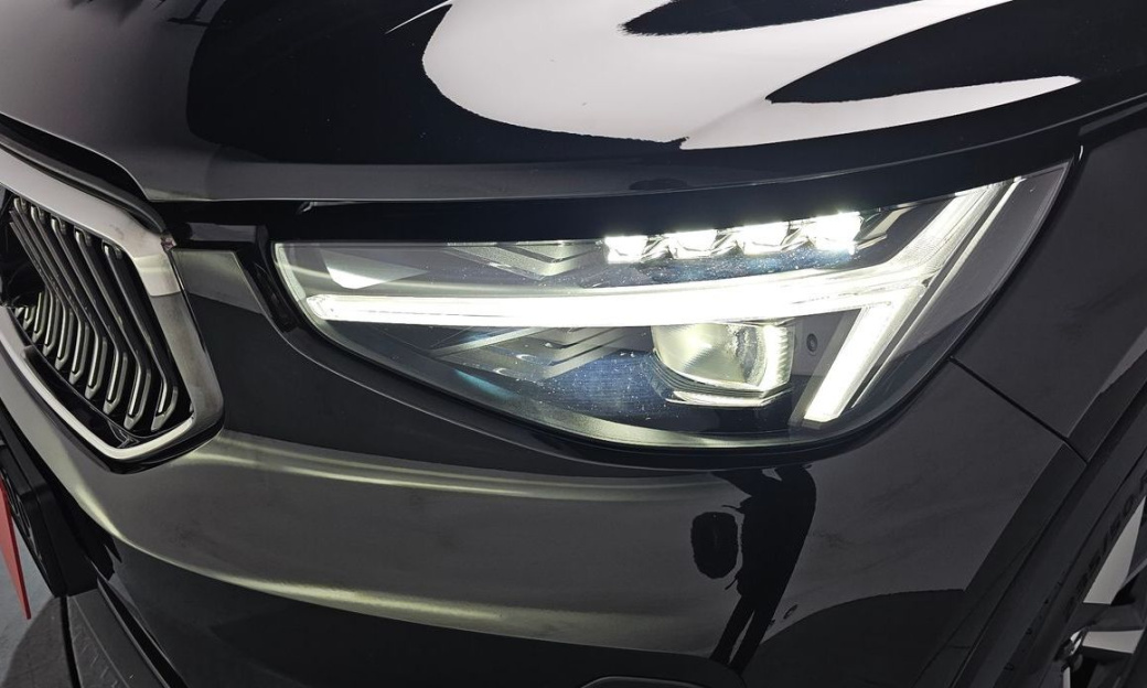 Volvo XC40 B4 Ultra Bright, 2025
