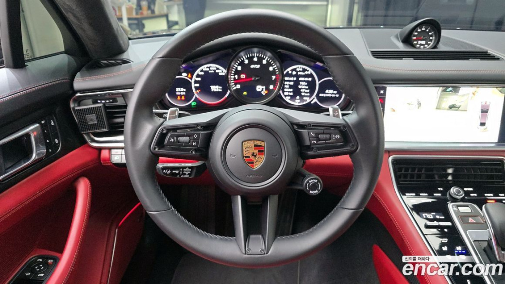 Porsche Panamera 4.0 GTS, 2023