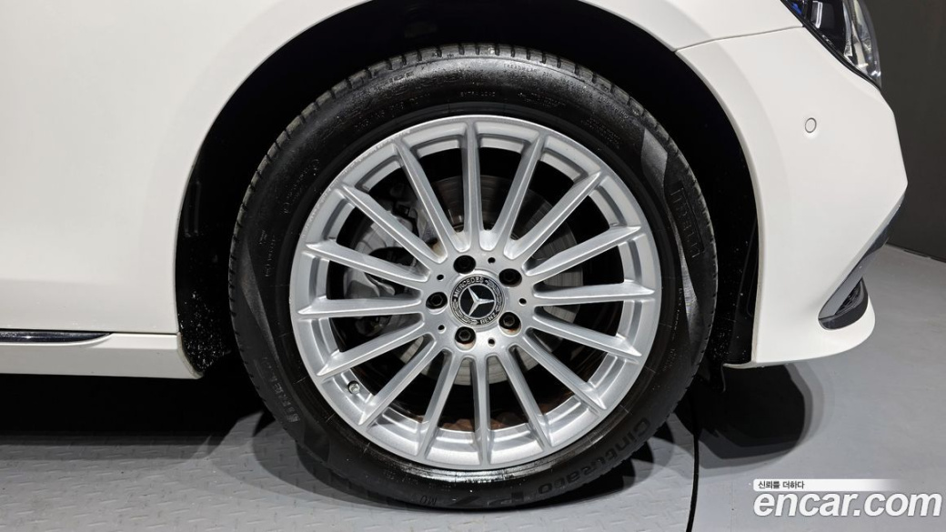 Mercedes-Benz E-Class E250 Exclusive, 2022