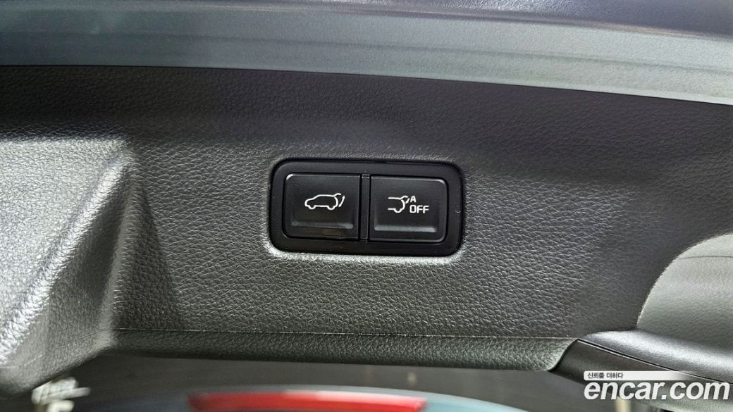 Kia Carnival 7-Seater Signature, 2023