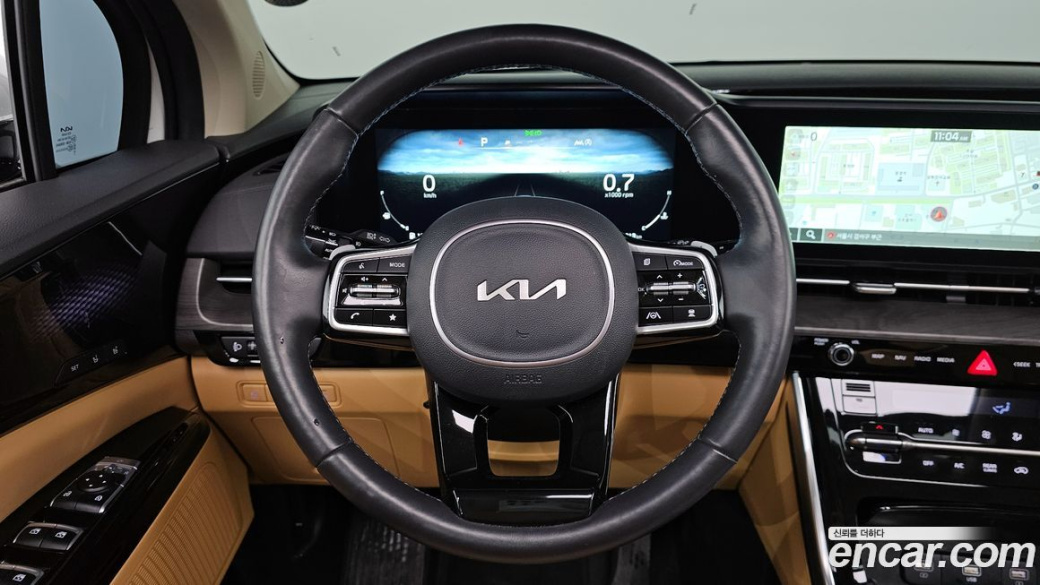 Kia Carnival 9-Seater Signature, 2023
