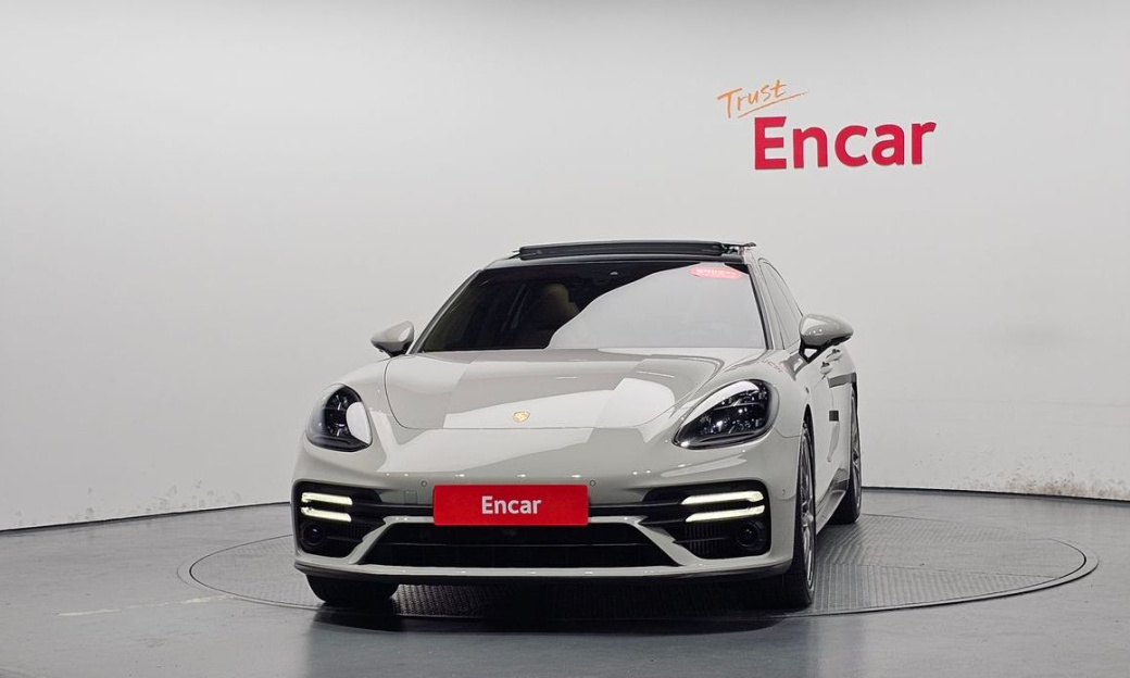 Porsche Panamera 4.0 GTS, 2023