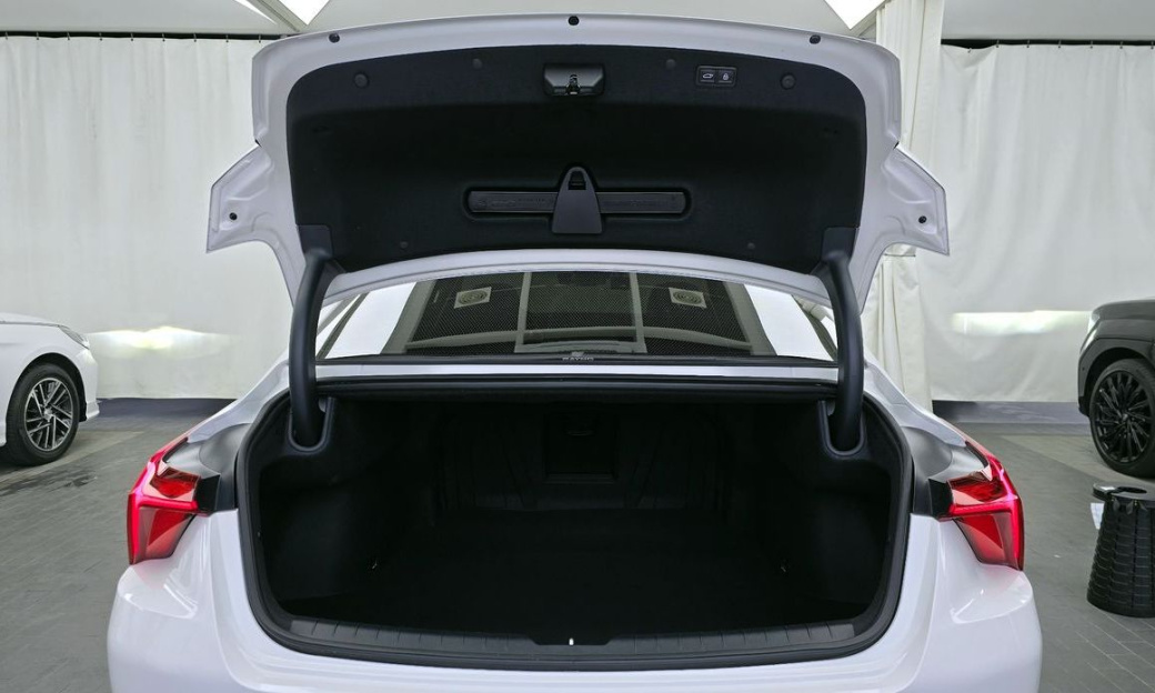 Kia K8 2.5 Gasoline 2WD, 2024