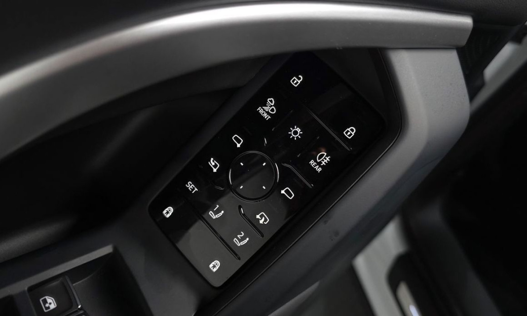 Audi Q5 45 TFSI Quattro S Line Black Ediiton, 2025