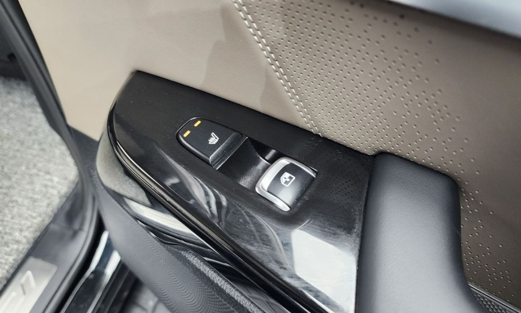 Kia Mohave Diesel 3.0 4WD 7-Seater, 2022