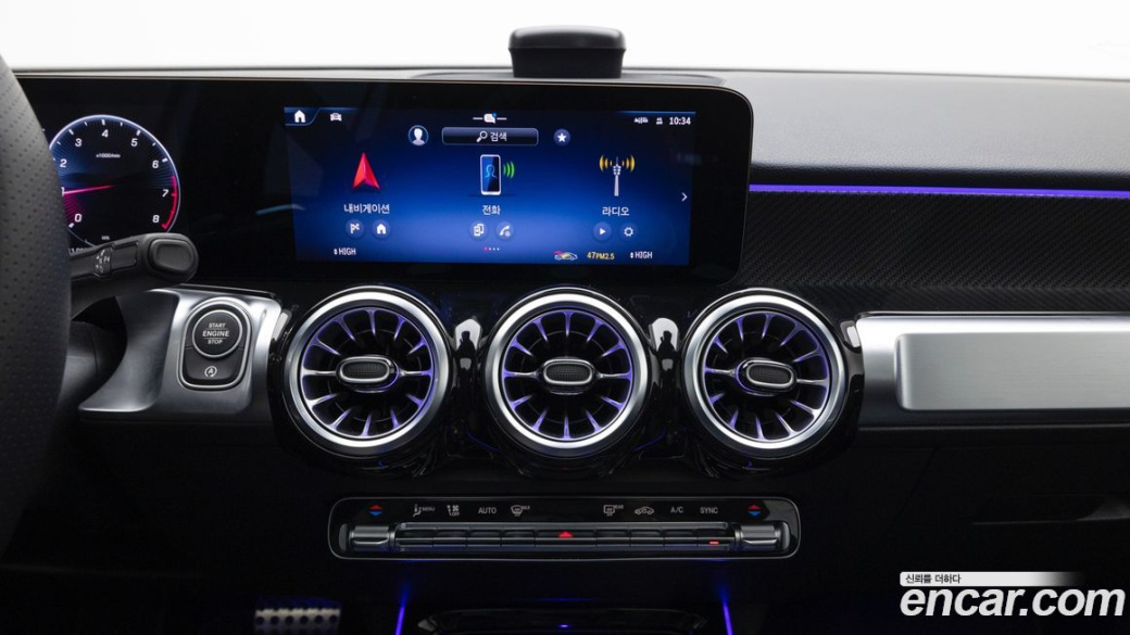 Mercedes-Benz GLB-Class AMG GLB35 4MATIC, 2025