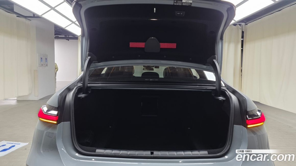 BMW 7-Series 740i sDrive M Sport, 2023