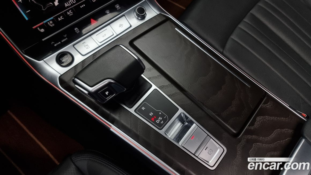 Audi A6 45 TFSI Quattro Premium, 2022