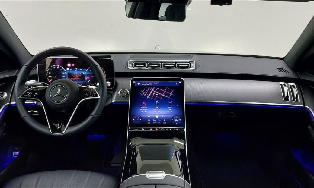 Mercedes-Benz S-Class S350 d 4MATIC, 2025