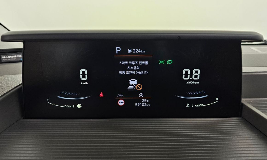Hyundai Staria 2WD Camping Car, 2024