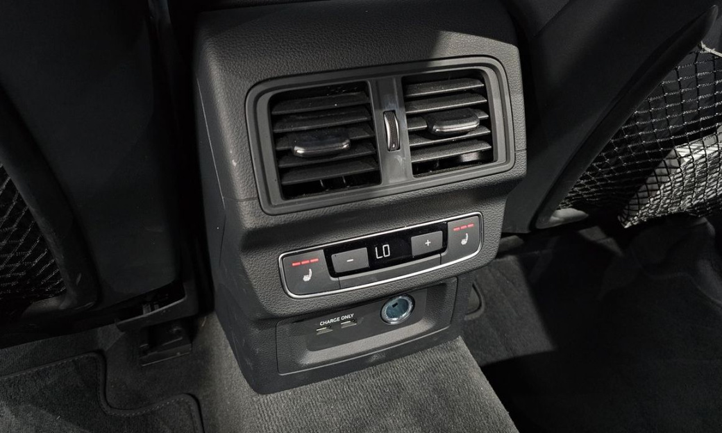 Audi Q5 45 TFSI Quattro Premium, 2023