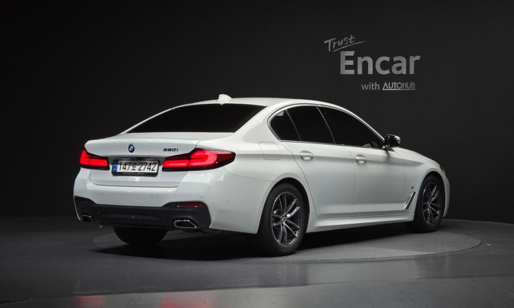 BMW 5-Series 520i M Sport, 2022