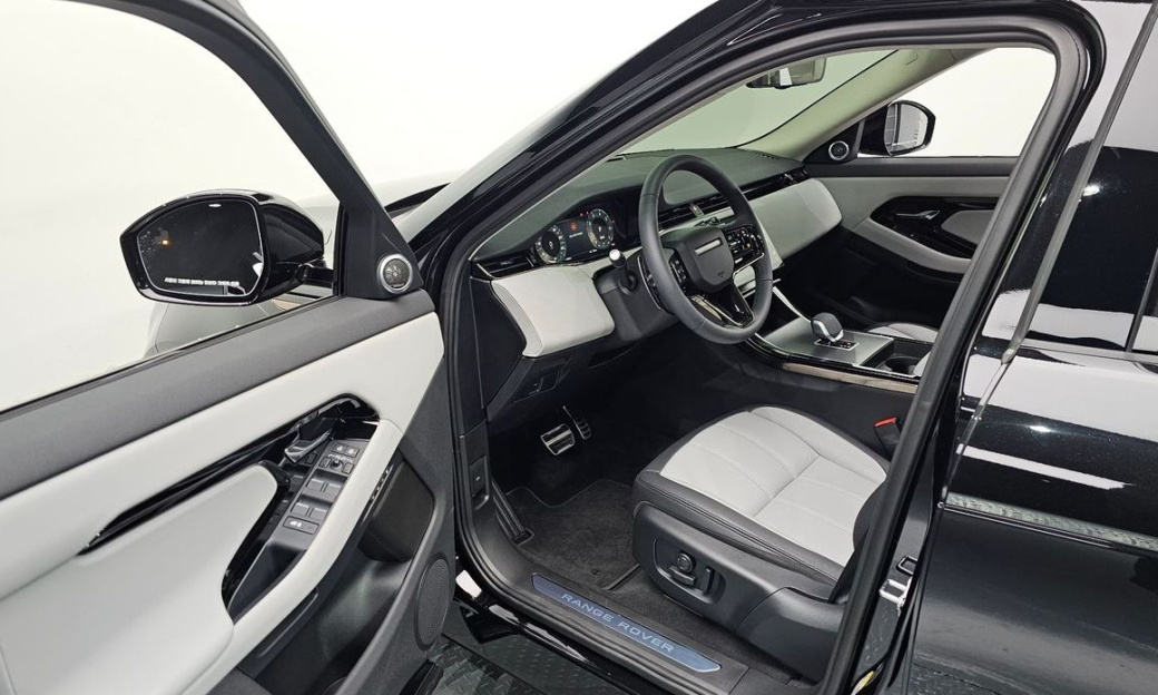 Land Rover Range Rover Evoque P250 Dynamic SE, 2025