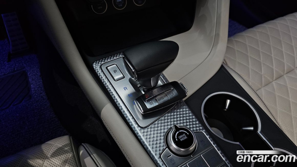 Genesis G70 Gasoline 2.0T 2WD, 2023