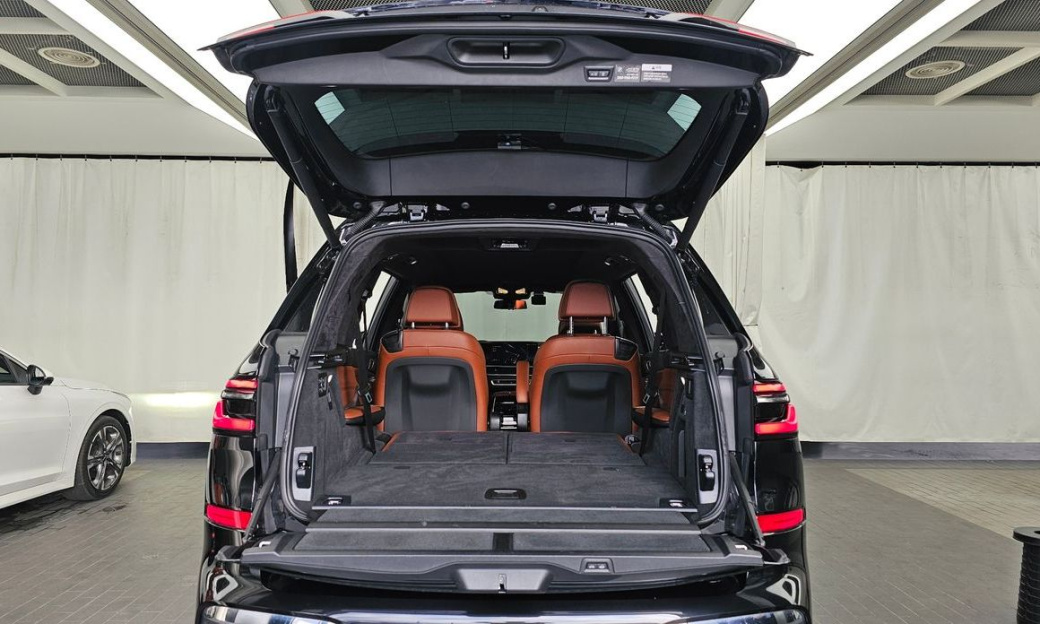 BMW X7 xDrive 40i M Sport 6STR, 2024
