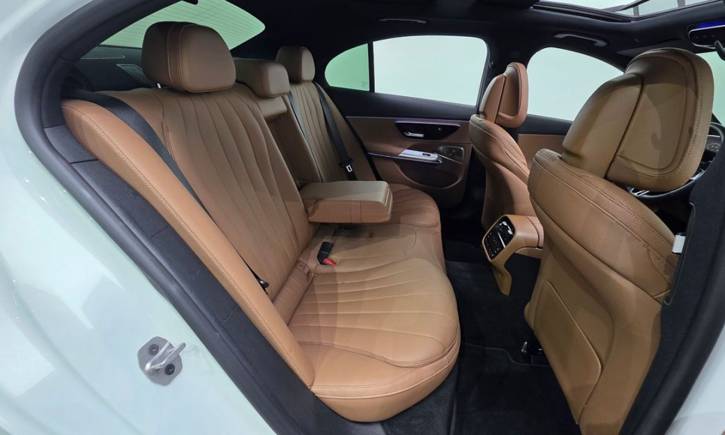 Mercedes-Benz E-Class E450 4MATIC, 2024