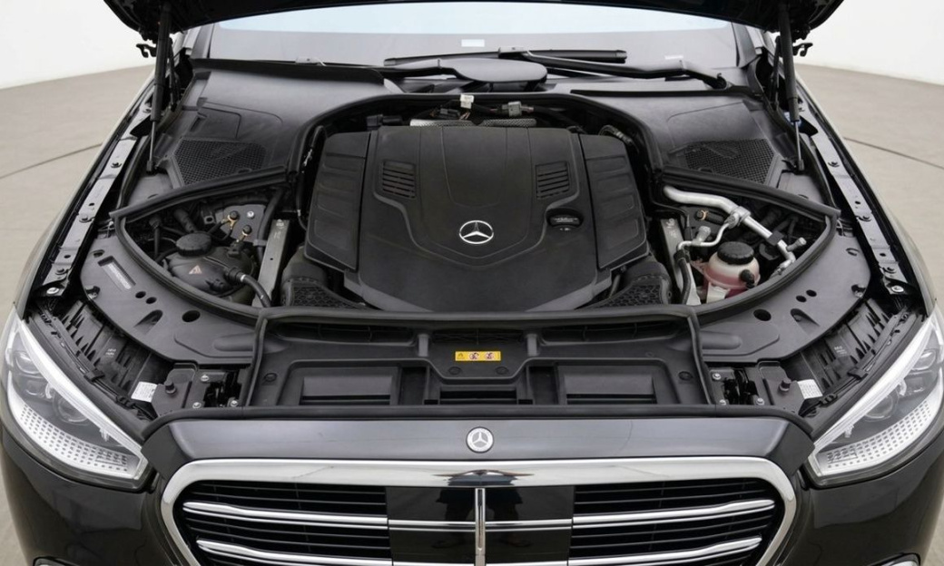 Mercedes-Benz S-Class S580L 4MATIC, 2025