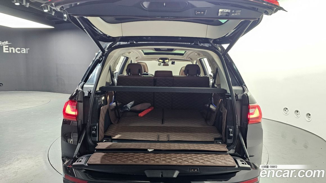 BMW X7 xDrive 40i Design Pure Excellence 7-Seater, 2022