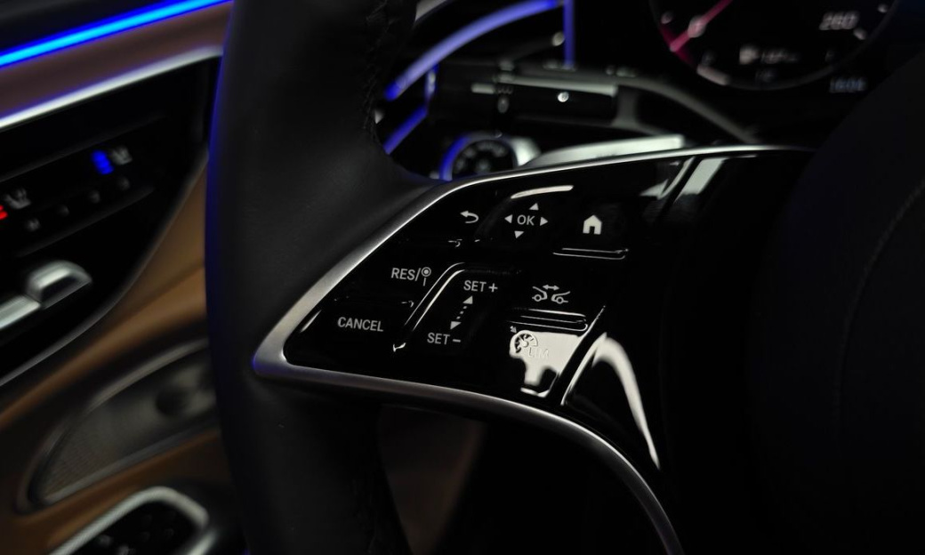 Mercedes-Benz E-Class E450 4MATIC Exclusive, 2024