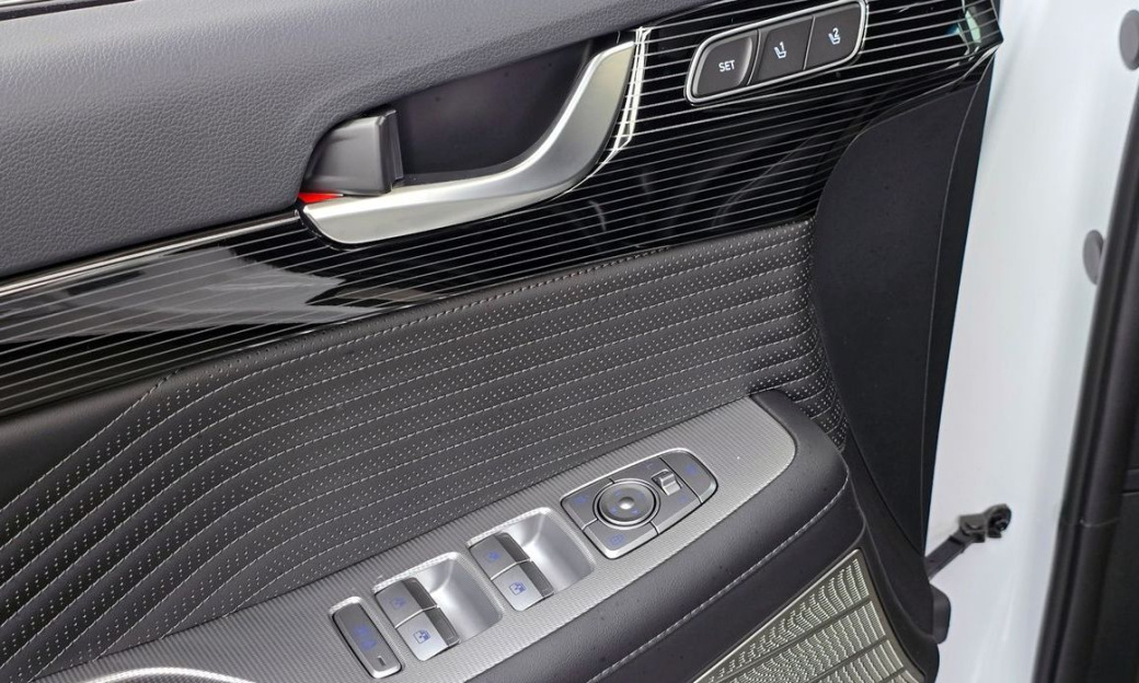 Hyundai Palisade Diesel 2.2 2WD, 2024